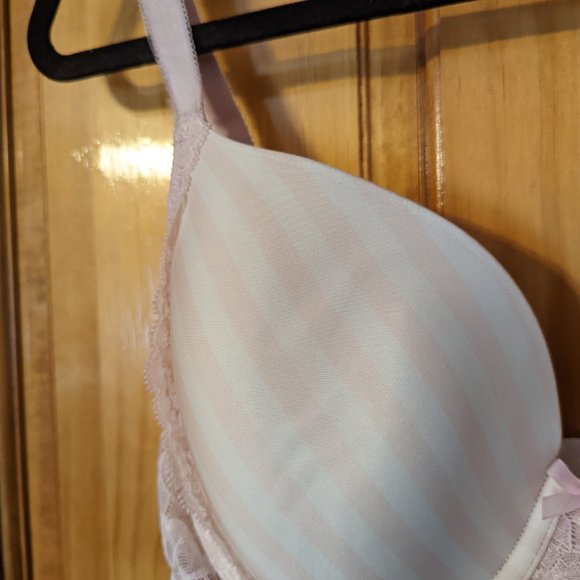 Victoria's Secret Dream Angels Perfect Coverage Bra - Picture 2 of 13